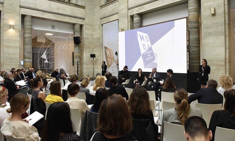 Manifesto Formazione Moda
